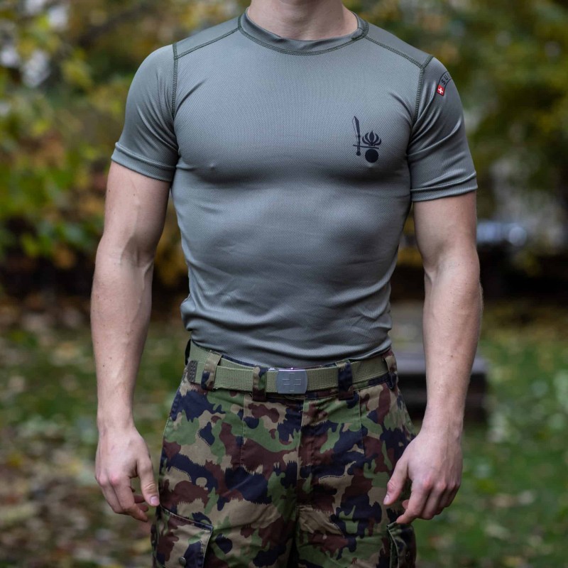 Grenadier de la police militaire - T-Shirt Armée Suisse